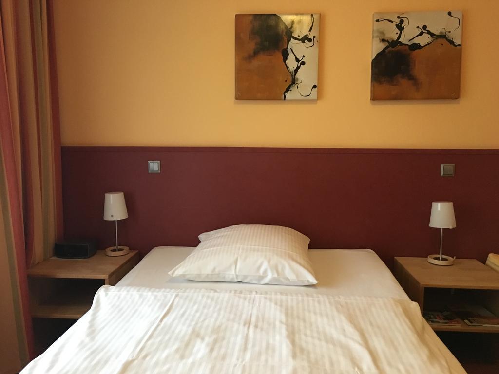 Essentis Ecohotel Berlijn Kamer foto